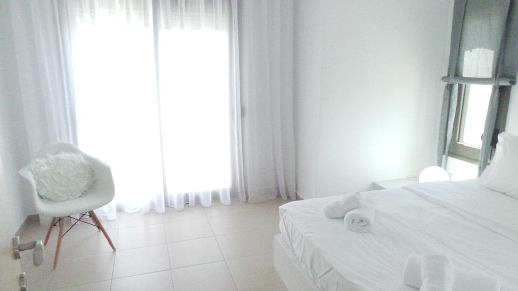 Niovi Boutique Apartments Афитос Экстерьер фото