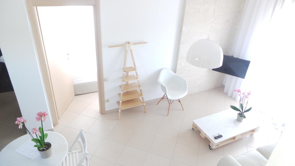 Niovi Boutique Apartments Афитос Экстерьер фото