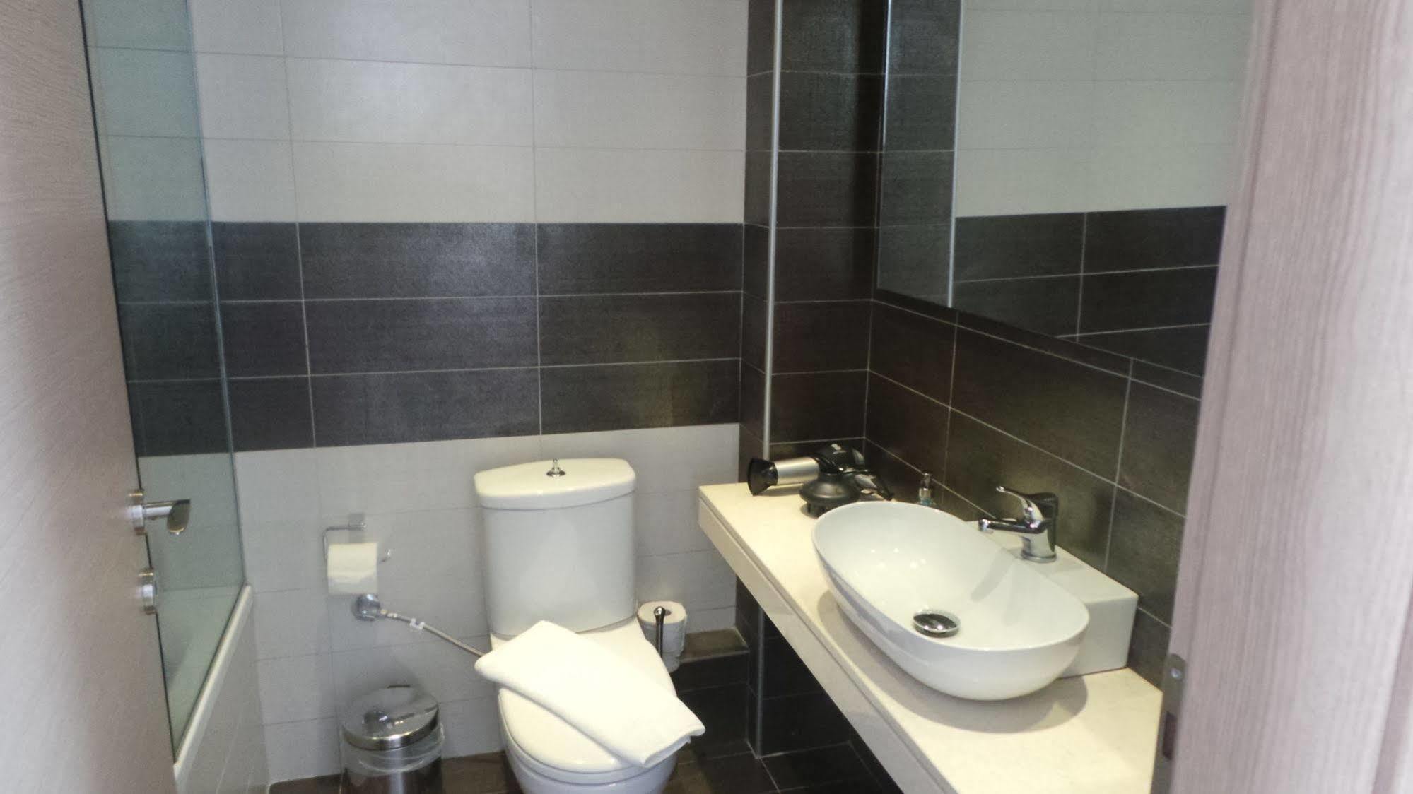 Niovi Boutique Apartments Афитос Экстерьер фото