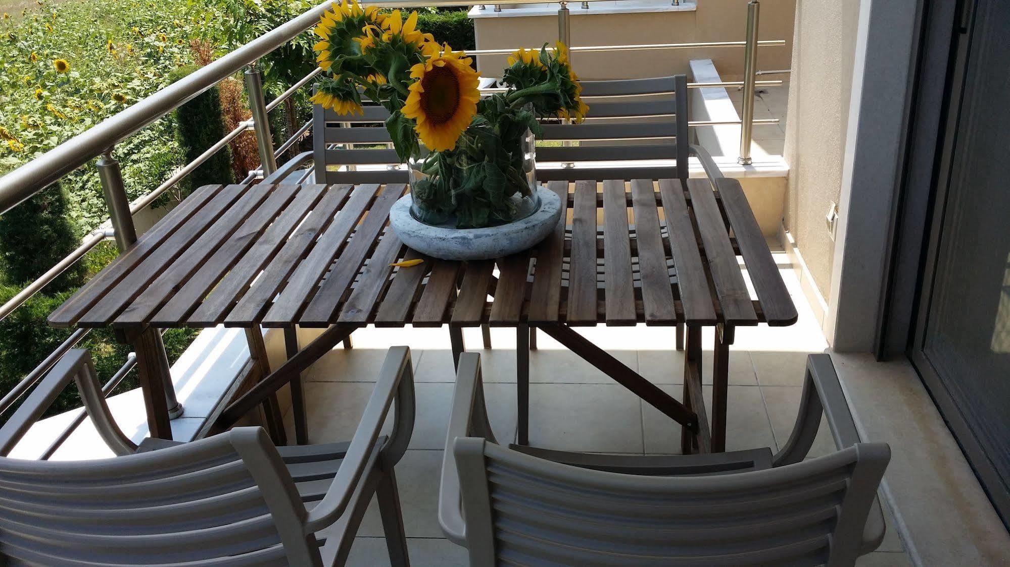 Niovi Boutique Apartments Афитос Экстерьер фото