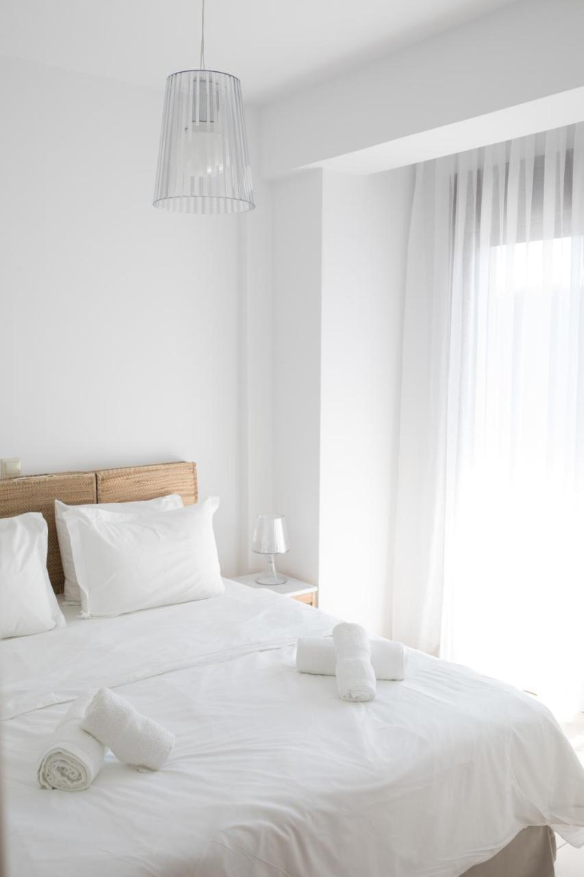 Niovi Boutique Apartments Афитос Экстерьер фото