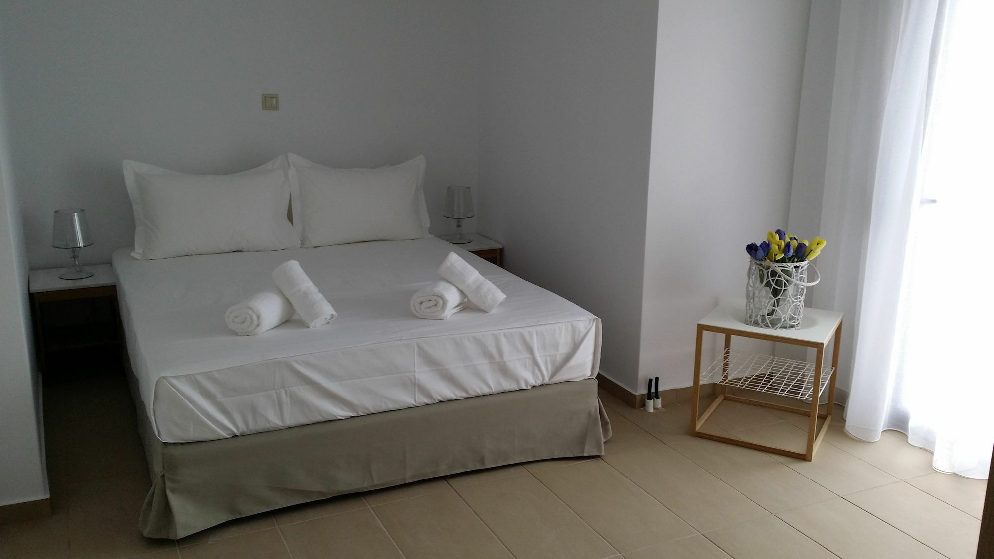 Niovi Boutique Apartments Афитос Экстерьер фото