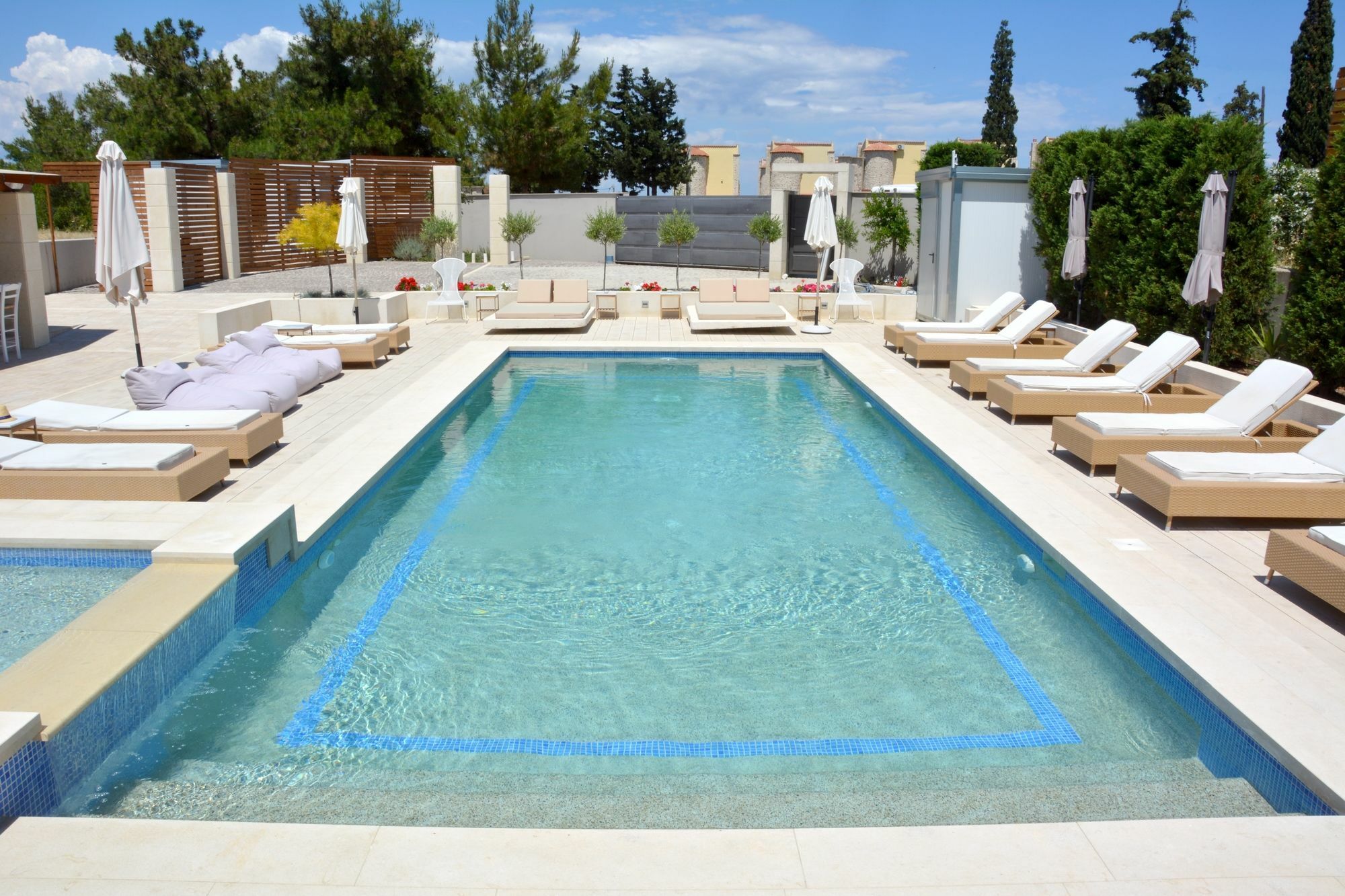 Niovi Boutique Apartments Афитос Экстерьер фото
